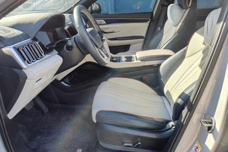 Used BYD Song PLUS New Energy 2023 Champion Edition DM-i 150KM Flagship PLUS
