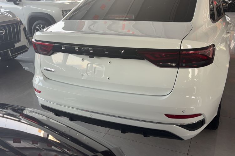 Used Geely Auto Emgrand 2025 4th Generation 1.5L CVT Longteng Edition