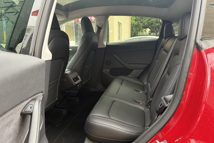 Used Tesla Model Y 2022 Rear-Wheel-Drive Version