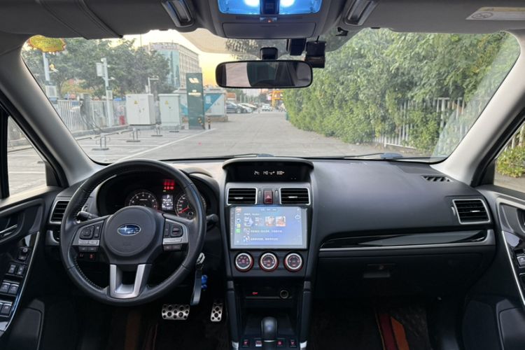 Used Subaru Forester 2016 2.0i Fashion Navigation Edition
