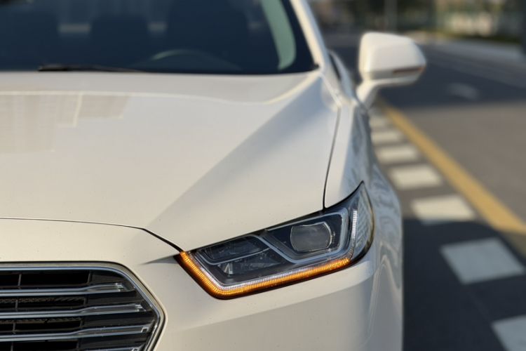 Used Ford Taurus 2018 EcoBoost 245 Premier Edition China V Standard