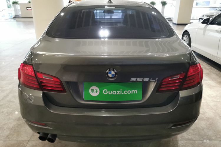 Used BMW 5 Series 2014 525Li Leading Model
