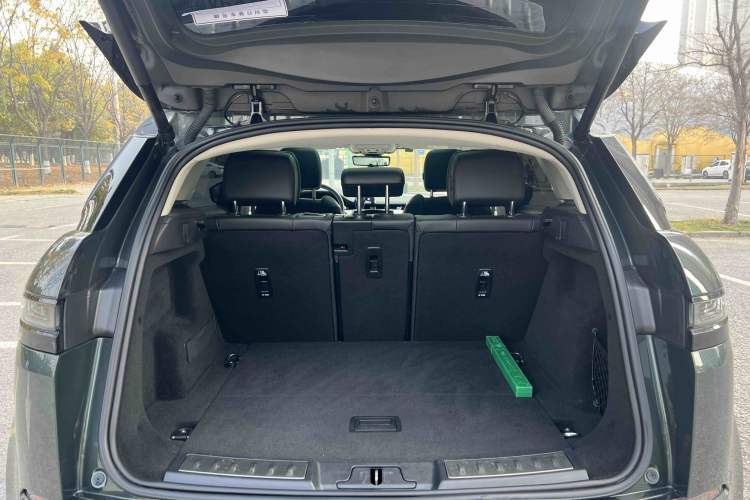 Used Land Rover Range Rover Evoque 2021 Range Rover Velar L 249PS R-Dynamic First Edition