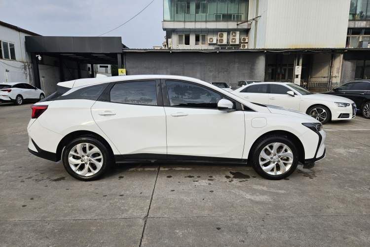 Used Buick Velite 6 2023 430km Range Commuter Version
