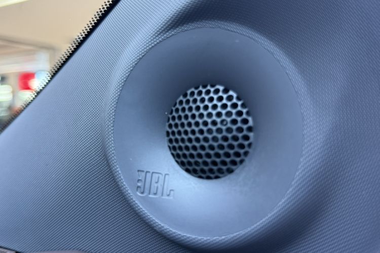 Used Toyota Granvia 2022 2.5L Hybrid Flagship Edition