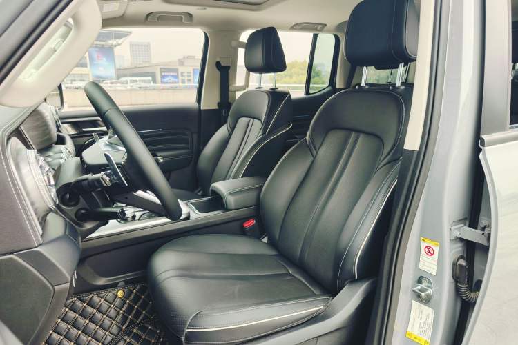 Used Tank 300 2023 City Edition 2.0T—Stylish as Ever
