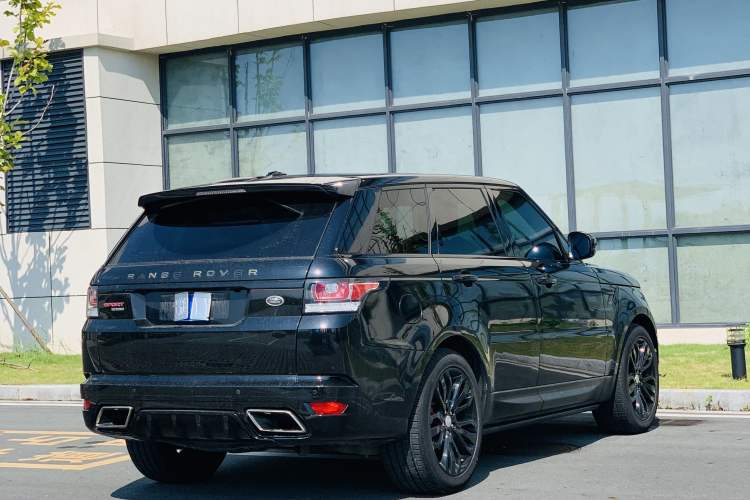 Used Land Rover Range Rover Sport 2015 3.0 SC V6 HSE DYNAMIC
