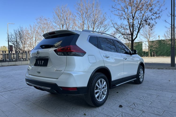 Used Nissan X-Trail 2023 Classic 2.0L Two-Wheel Drive Smart Connect Premium Edition