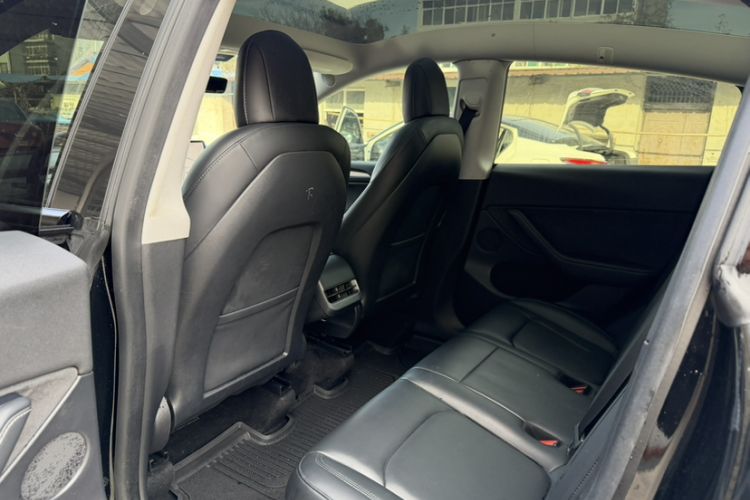 Used Tesla Model Y 2021 Standard Range Rear-Wheel Drive Version
