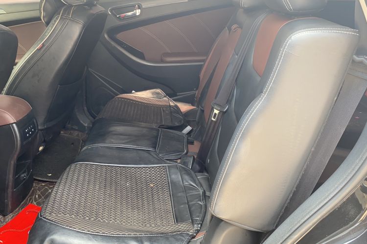 Used Dongfeng Fengon 580 2017 1.5T Manual Luxury Model
