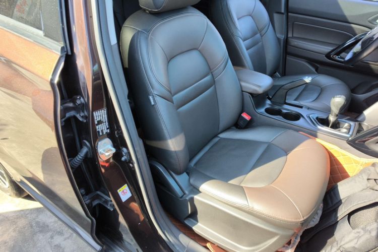 Used GAC Trumpchi GS4 2017 235T Manual Two-Wheel Drive Luxury Edition
