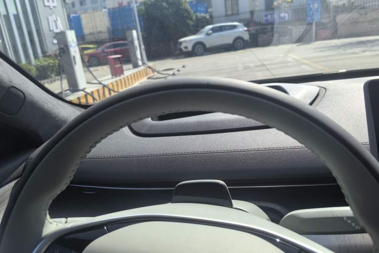 Used  A07 2024 All-Electric "True Fragrance" Edition 710 Flagship Model