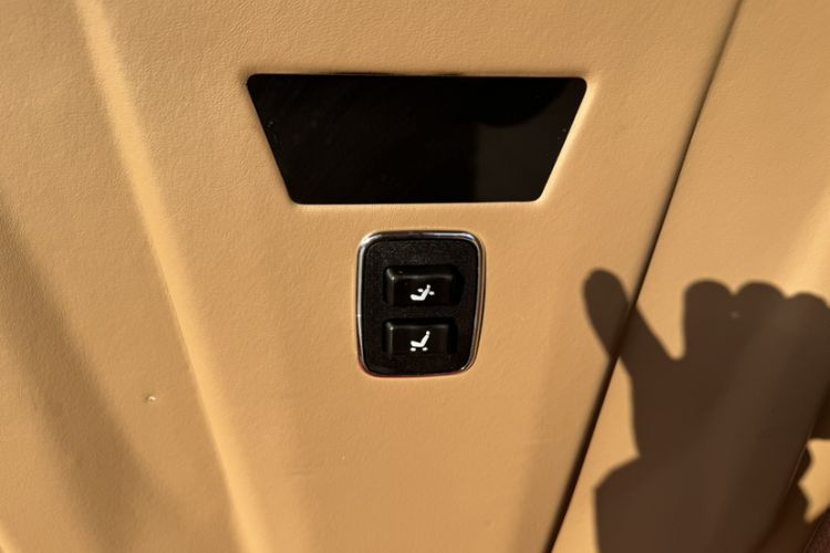 Used Buick GL8 2020 ES Land Cruiser 653T Luxury Edition
