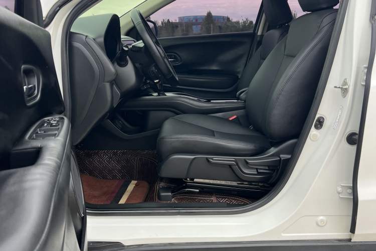 Used Honda Vezel 2017 1.5L CVT 2WD Comfort Model
