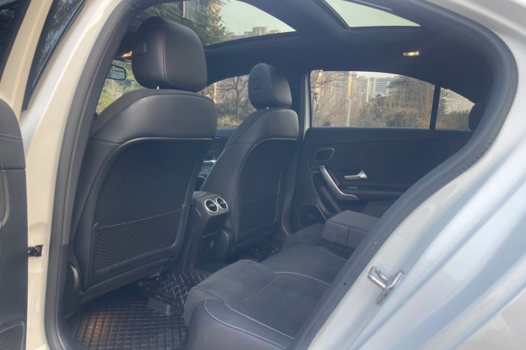 Used Mercedes-Benz A-Class 2022 Revised Version A 200 L Sport Sedan Fashionable Style
