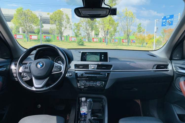 Used BMW X1 2016 xDrive25Li Luxury Model