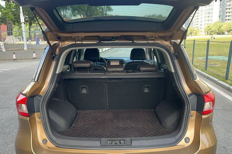 Used GAC Trumpchi GS4 2015 200T G-DCT Luxury Edition
