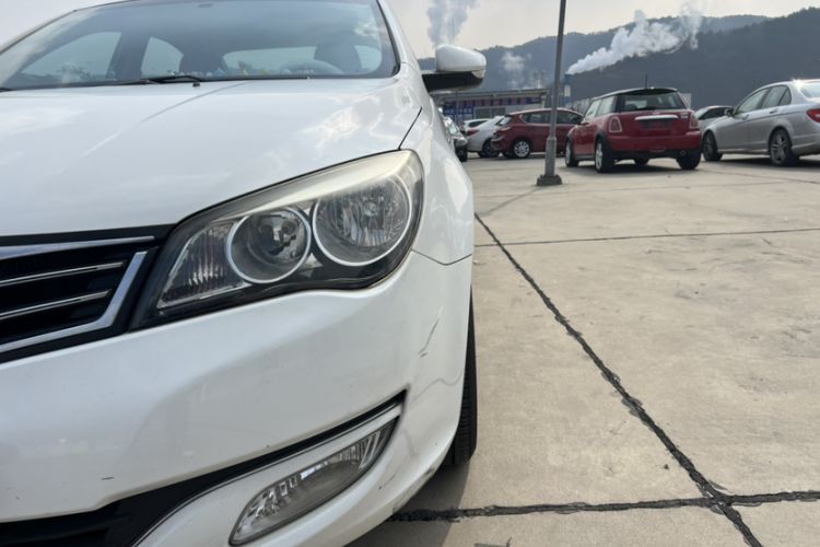 Used Roewe 350 2014 1.5L Automatic Xunyue Version
