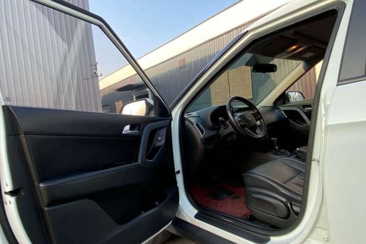 Used Hyundai ix25 2015 1.6L Automatic Two-Wheel Drive Smart GLS Trim