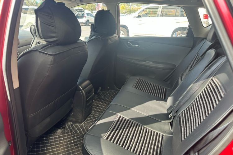 Used Nissan Tiida 2016 1.6L CVT Cool Dynamic Edition