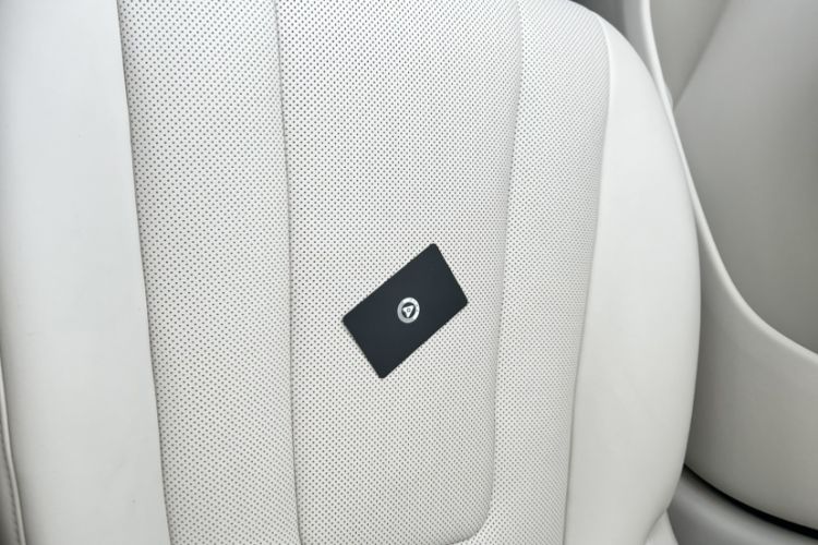 Used Hima Luxeed R7 2025 Range-Extended Version 251 km Max
