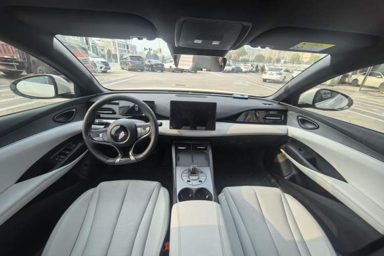 Used BYD Seal 06 New Energy 2025 DM-i Smart Drive 80KM Luxury Model
