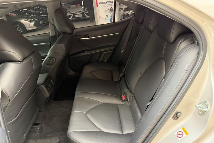 Used Toyota Camry 2018 2.5G Luxury Edition
