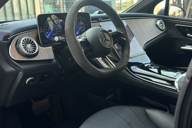 Used Mercedes-Benz EQE 2022 350 Luxury Edition
