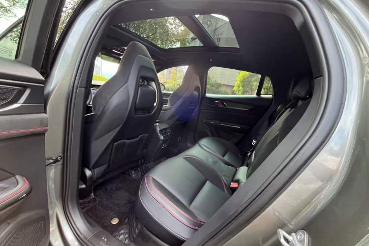 Used Lynk & Co 05 2020 2.0TD Four-Wheel Drive Genie Plus
