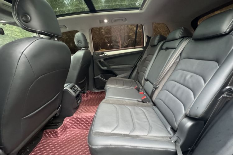 Used Volkswagen Tiguan L 2021 330TSI Automatic Two-Wheel Drive Smart Edition
