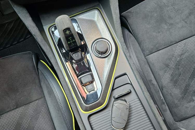 Used Lynk & Co 03 2019 03+ 2.0TD Automatic Wind-Chasing Edition
