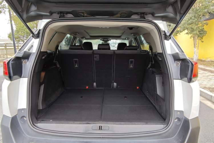 Used Peugeot 5008 2019 380THP 5-Seater Elite Edition