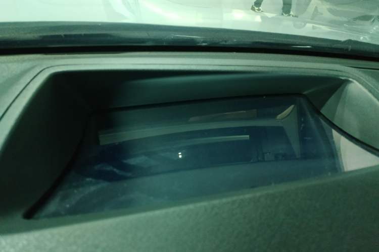 Used  SL03 2022 515 Pure Electric Version
