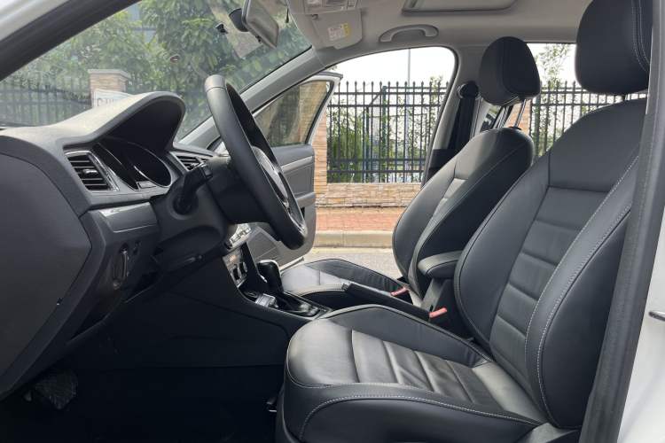 Used Volkswagen Lavida 2017 230TSI DSG Comfort Edition
