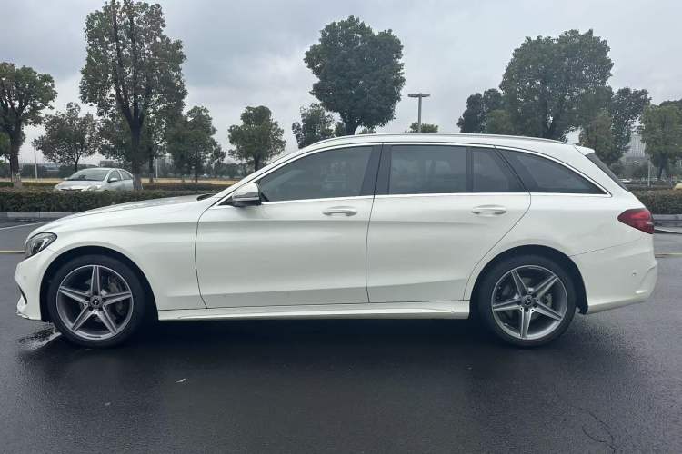 Used Mercedes-Benz C-Class (Import) 2018 C 200 Estate
