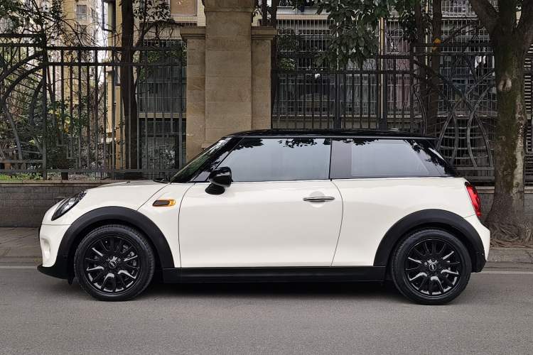 Used  MINI 2016 1.5T COOPER