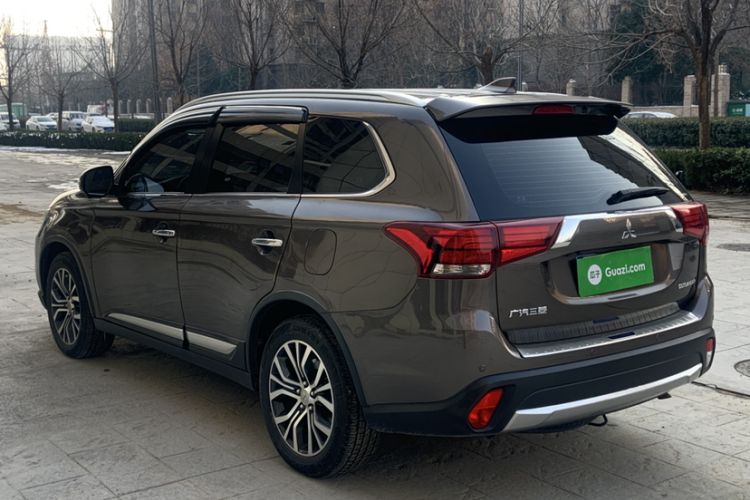 Used Mitsubishi Outlander 2018 2.4L 4x4 Elite Edition 5 Seats