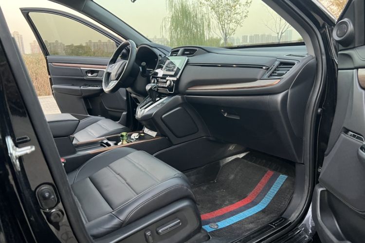 Used Honda CR-V 2021 240TURBO CVT 2WD Fashion Edition
