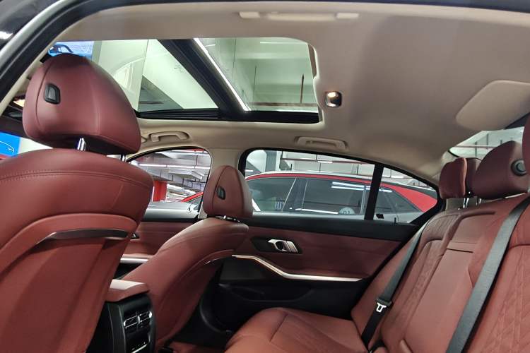 Used BMW 3 Series 2024 325Li M Sport Package
