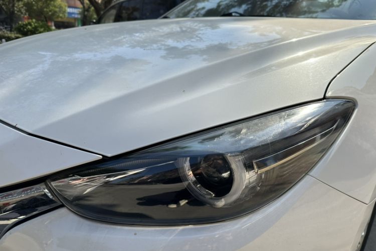 Used Mazda Mazda 3 Axela 2019 Cloud-Controlled Version Sedan 1.5L Automatic Comfort Trim China VI Standard
