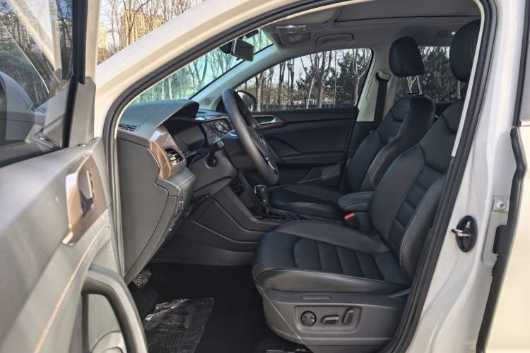 Used Volkswagen Tharu 2021 280TSI Two-Wheel-Drive Luxury Plus Edition