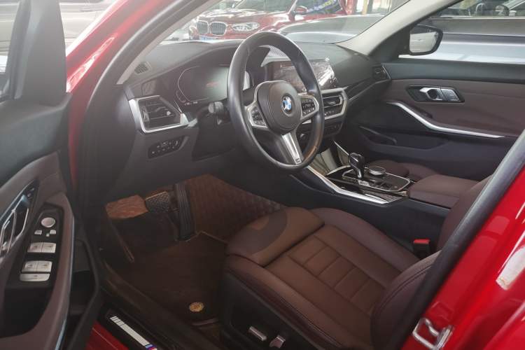 Used BMW 3 Series 2021 Facelifted 320Li M Sport Package
