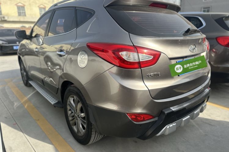 Used Hyundai ix35 2013 2.0L Automatic Two-Wheel Drive Smart GLS China IV Standard
