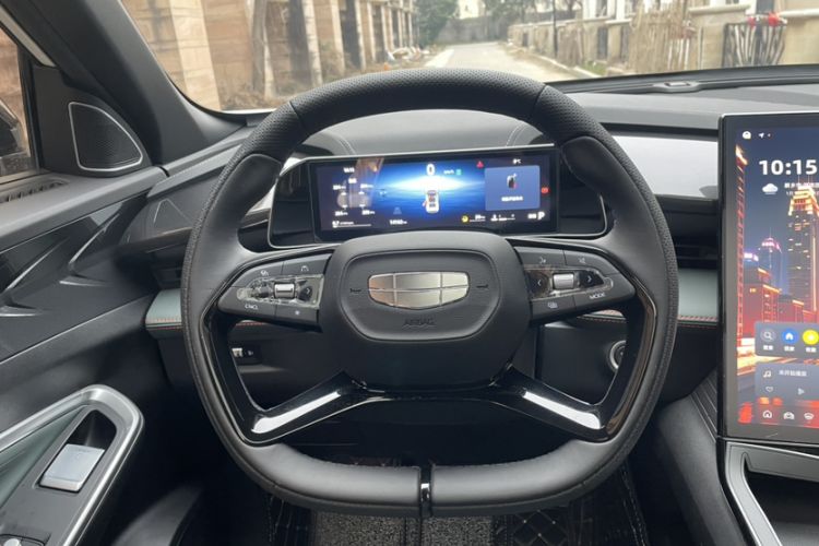 Used Geely Auto Emgrand X7 Sport 2024 1.5TD Smart Connect+
