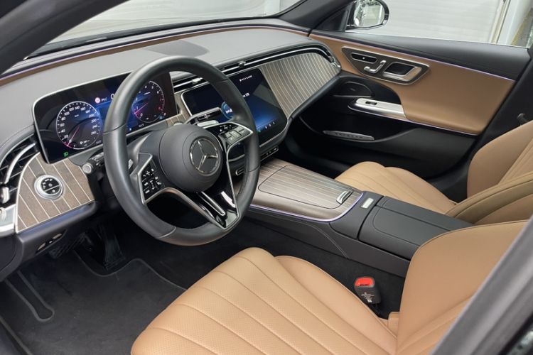 Used Mercedes-Benz E-Class 2024 Refresh E 300 L Stylish Edition