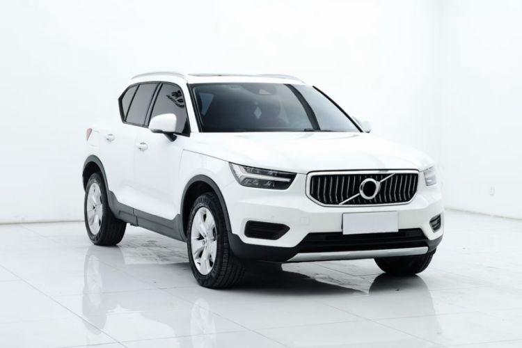 Used Volvo XC40 2022 T4 Four-Wheel Drive Smart & Stylish Edition