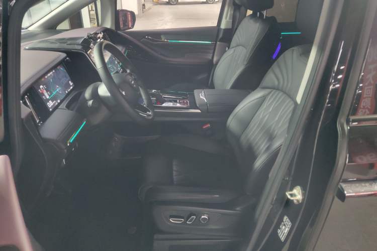 Used GAC Trumpchi M8 2024 Master Series 400T Ultimate Edition