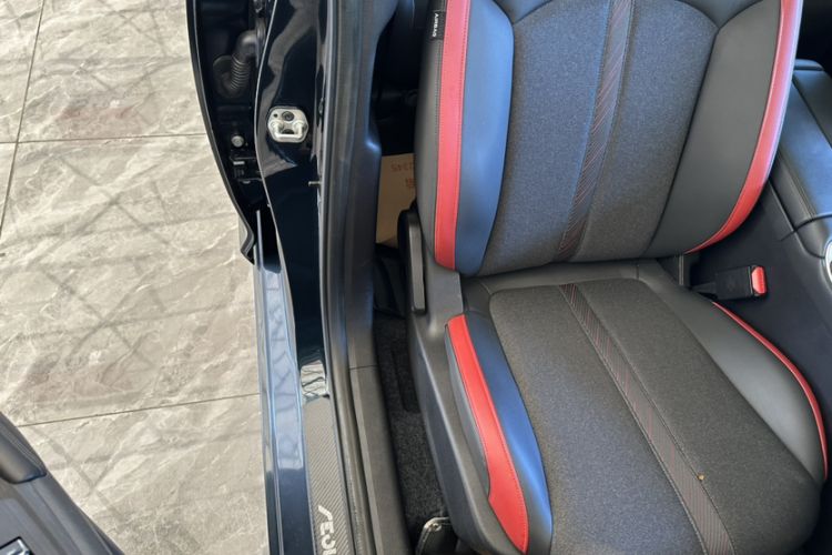 Used Dongfeng Aeolus Yixuan MAX 2021 1.5T Super-Powered Dad Edition
