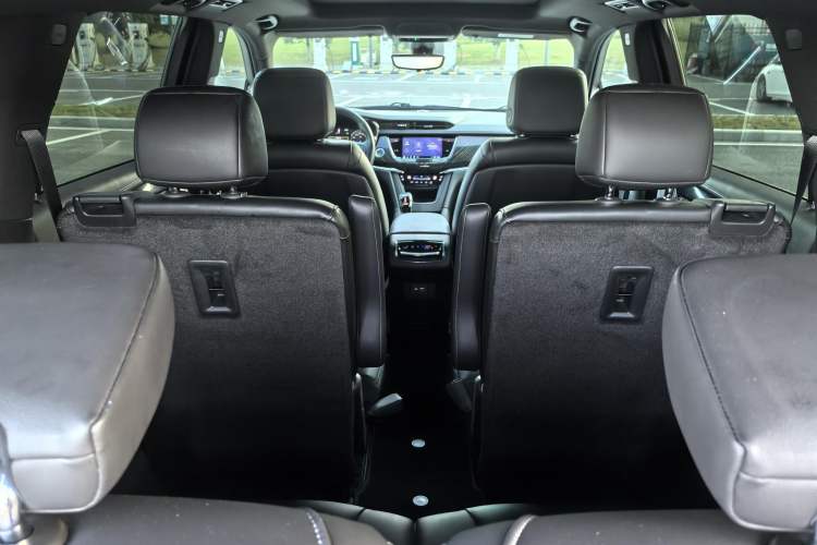 Used Cadillac XT6 2022 2.0T Six-Seater Four-Wheel Drive Luxury Version