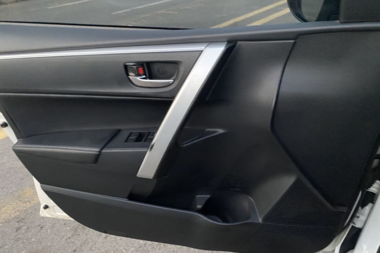 Used Toyota Corolla 2017 Revised Version 1.2T S-CVT GL-i
